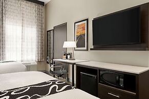 La Quinta Inn & Suites by Wyndham San Bernardino