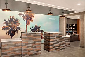 La Quinta Inn & Suites by Wyndham San Bernardino