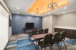 La Quinta Inn & Suites by Wyndham San Bernardino