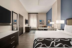 La Quinta Inn & Suites by Wyndham San Bernardino