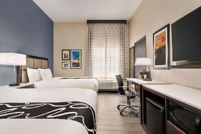 La Quinta Inn & Suites by Wyndham San Bernardino