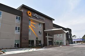 La Quinta Inn & Suites by Wyndham San Bernardino