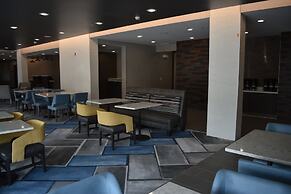 La Quinta Inn & Suites by Wyndham San Bernardino