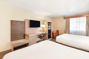 Days Inn by Wyndham Nanaimo