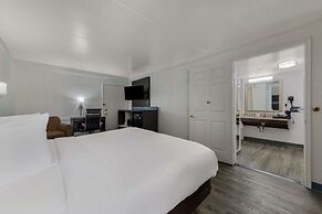 Quality Inn & Suites Airport