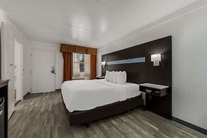 Quality Inn & Suites Airport