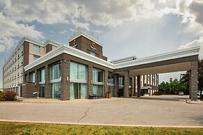 Comfort Inn & Conference Centre Toronto Airport