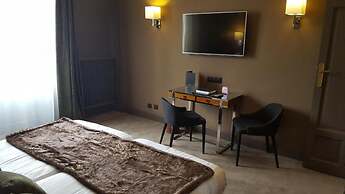 Hotel Carlton