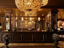 Hotel Carlton