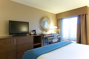 Holiday Inn Express Fargo-West Acres by IHG