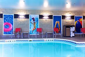 Holiday Inn Express Fargo-West Acres by IHG