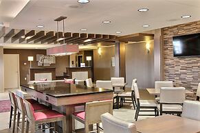 Holiday Inn Express Fargo-West Acres by IHG