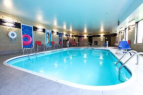 Holiday Inn Express Fargo-West Acres by IHG