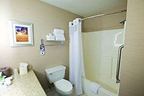 Holiday Inn Express Fargo-West Acres by IHG