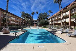 DoubleTree Suites by Hilton Tucson Airport