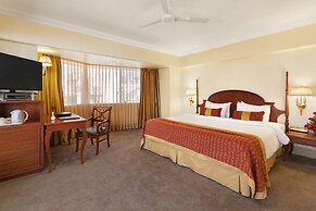 Ramada Plaza by Wyndham Palm Grove