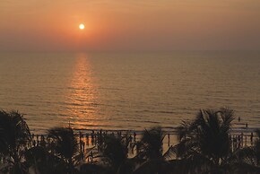 Ramada Plaza by Wyndham Palm Grove