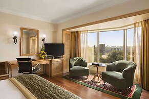 Ramada Plaza by Wyndham Palm Grove