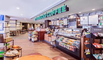 Wyndham Grand Fallsview Hotel