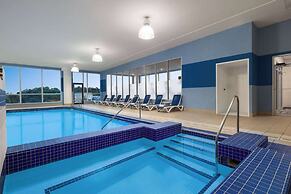 Wyndham Grand Fallsview Hotel