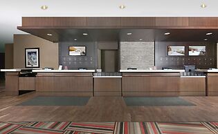 Wyndham Grand Fallsview Hotel