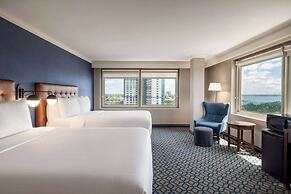 Wyndham Grand Fallsview Hotel