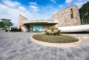 Wyndham Grand Fallsview Hotel