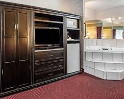 Quality Inn & Suites North