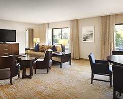 DoubleTree by Hilton Ontario Airport