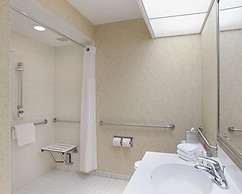 DoubleTree by Hilton Ontario Airport