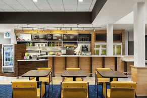 Courtyard by Marriott Atlanta Northlake