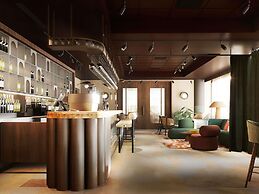 TRIBE Den Haag Centraal