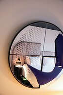 TRIBE Den Haag Centraal