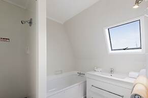 The Parnell Hotel & Conference Centre