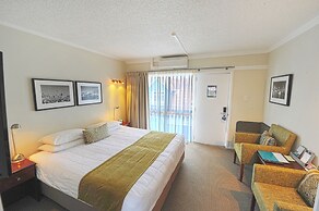 The Parnell Hotel & Conference Centre