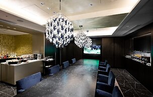 Cross Hotel Osaka