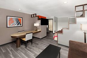 Ramada by Wyndham El Paso