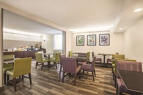 La Quinta Inn & Suites by Wyndham Fort Lauderdale Tamarac