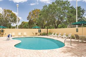 La Quinta Inn & Suites by Wyndham Fort Lauderdale Tamarac