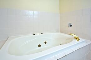 Holiday Inn Express Mackinaw City by IHG