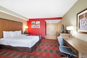 La Quinta Inn & Suites by Wyndham DC Metro Capital Beltway