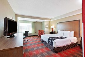 La Quinta Inn & Suites by Wyndham DC Metro Capital Beltway