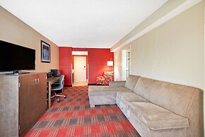 La Quinta Inn & Suites by Wyndham DC Metro Capital Beltway