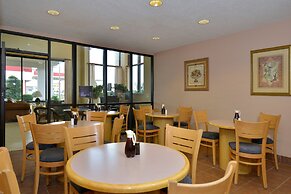 Econo Lodge Springfield I-44