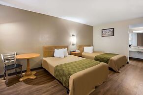 Econo Lodge Live Oak