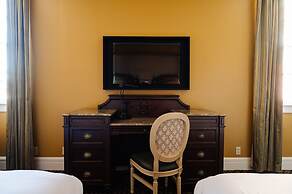 The Lafayette New Orleans By Kasa Living