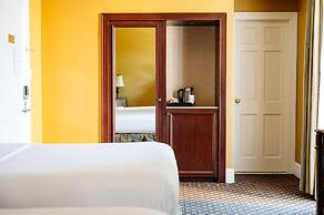 The Lafayette New Orleans By Kasa Living