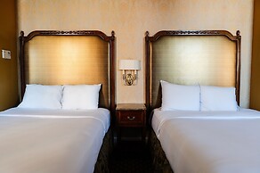 The Lafayette New Orleans By Kasa Living