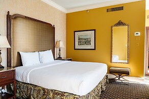 The Lafayette New Orleans By Kasa Living