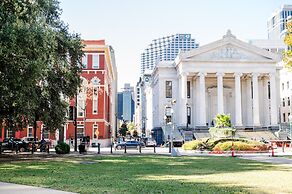 The Lafayette New Orleans By Kasa Living